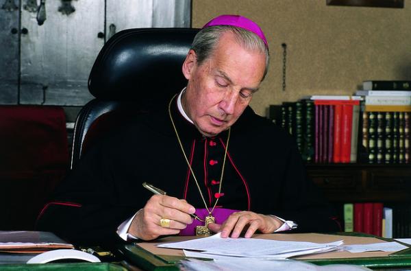Zmarł bp Javier Echevarría, Prałat Opus Dei, Wielki Kanclerz Uniwersytetu Santa Croce